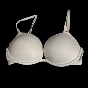 Victorias Secret PINK Wear Everywhere Push Up Bra White 32C Underwire Padded